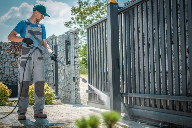 Best Soft Washing for Delicate Surfaces in Milwaukee, WI